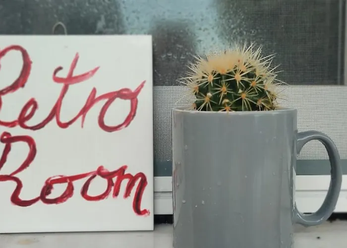 Retro Room